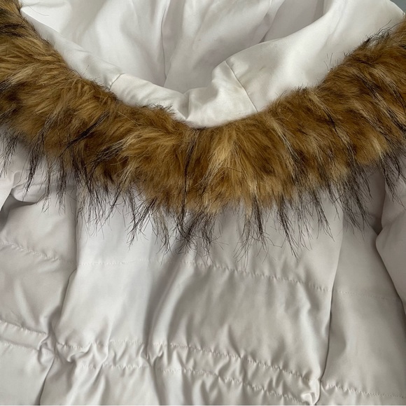 White Guess Winter Jacket with Faux Fur-lined Hood - Picture 4 of 10